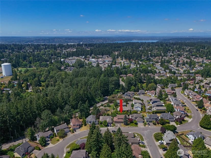 Property photo for 1529 Ilwaco Avenue Ne, Renton photo 39