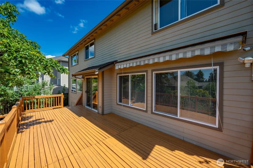 Property photo for 1529 Ilwaco Avenue Ne, Renton photo 27
