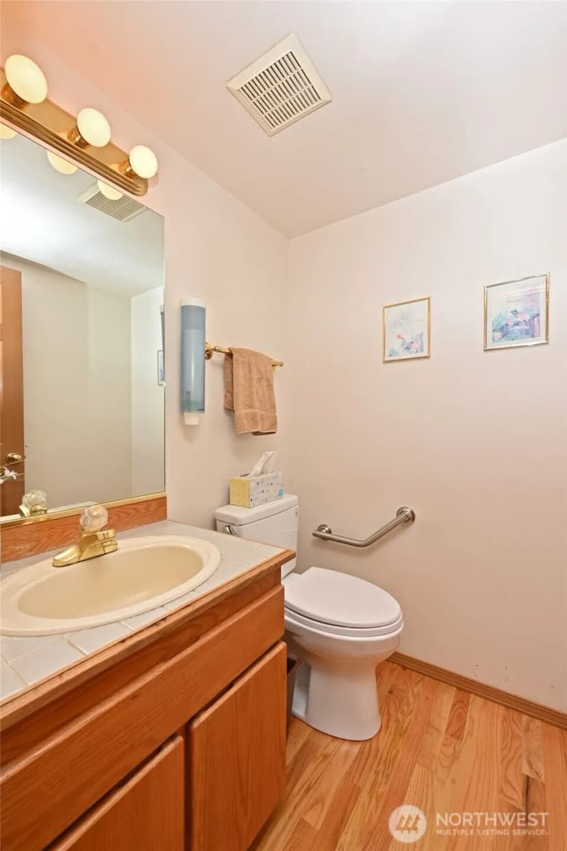 Property photo for 1529 Ilwaco Avenue Ne, Renton photo 15