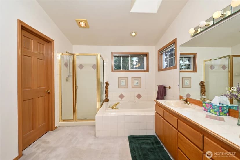 Property photo for 1529 Ilwaco Avenue Ne, Renton photo 19