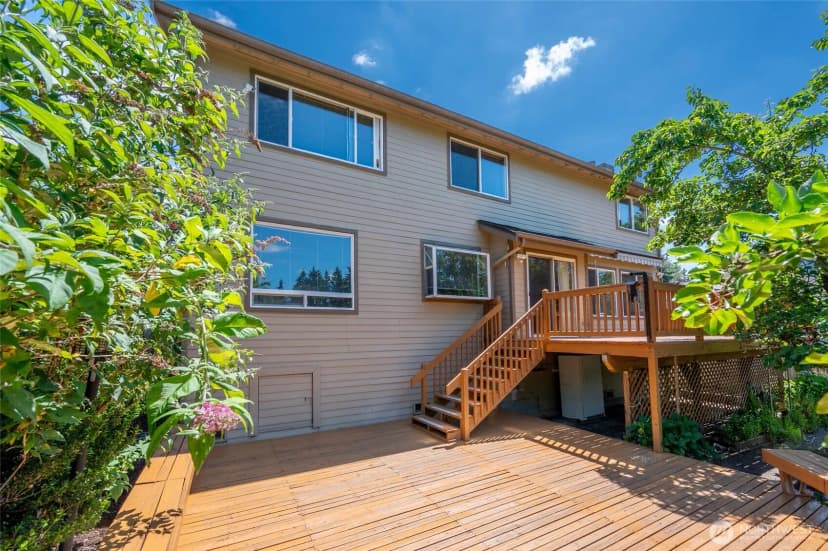 Property photo for 1529 Ilwaco Avenue Ne, Renton photo 29