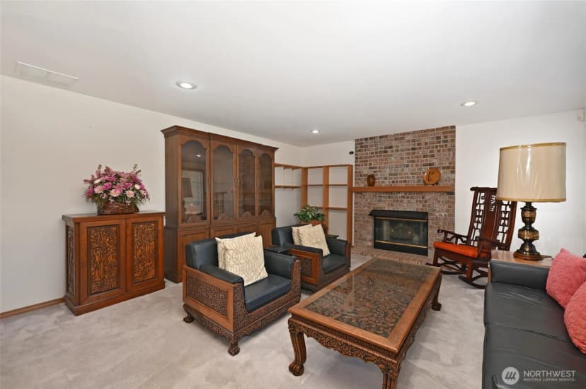 Property photo for 1529 Ilwaco Avenue Ne, Renton photo 12