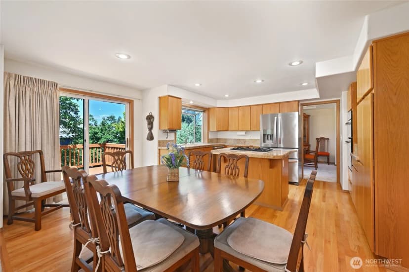 Property photo for 1529 Ilwaco Avenue Ne, Renton photo 10