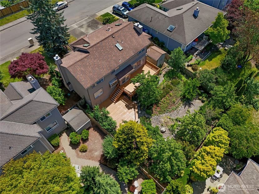 Property photo for 1529 Ilwaco Avenue Ne, Renton photo 37