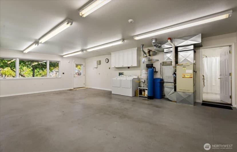 Property photo for 2169 Mariner Beach Drive, Oak Harbor photo 31