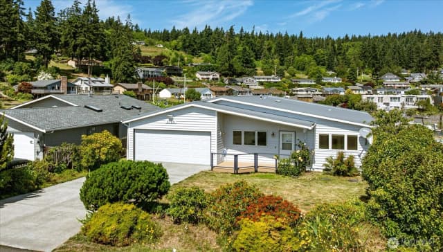 Property photo for 2169 Mariner Beach Drive, Oak Harbor photo 5