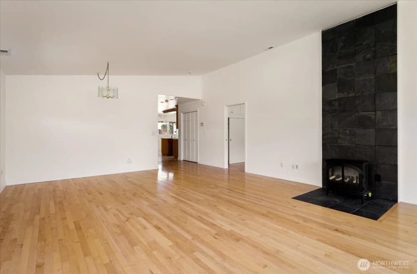 Property photo for 2169 Mariner Beach Drive, Oak Harbor photo 16