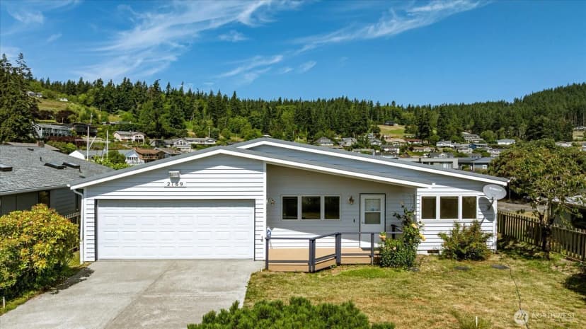 Property photo for 2169 Mariner Beach Drive, Oak Harbor photo 6