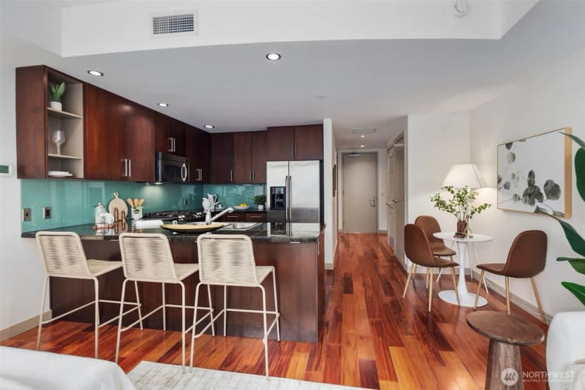 Property photo for 900 Lenora Street #w702, Seattle photo 10