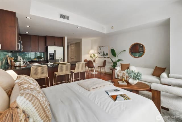 Property photo for 900 Lenora Street #w702, Seattle photo 4