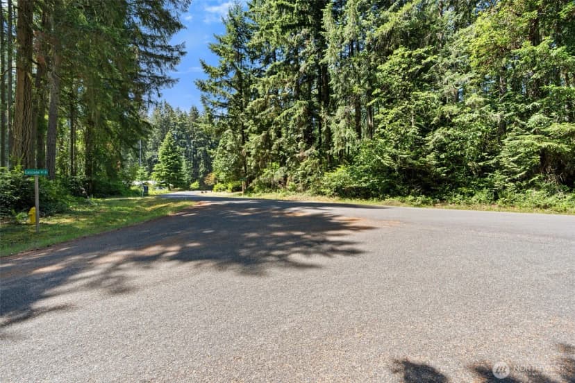 Property photo for 11103 Leschi Circle, Anderson Island photo 6