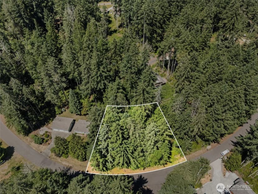 Property photo for 11103 Leschi Circle, Anderson Island photo 15