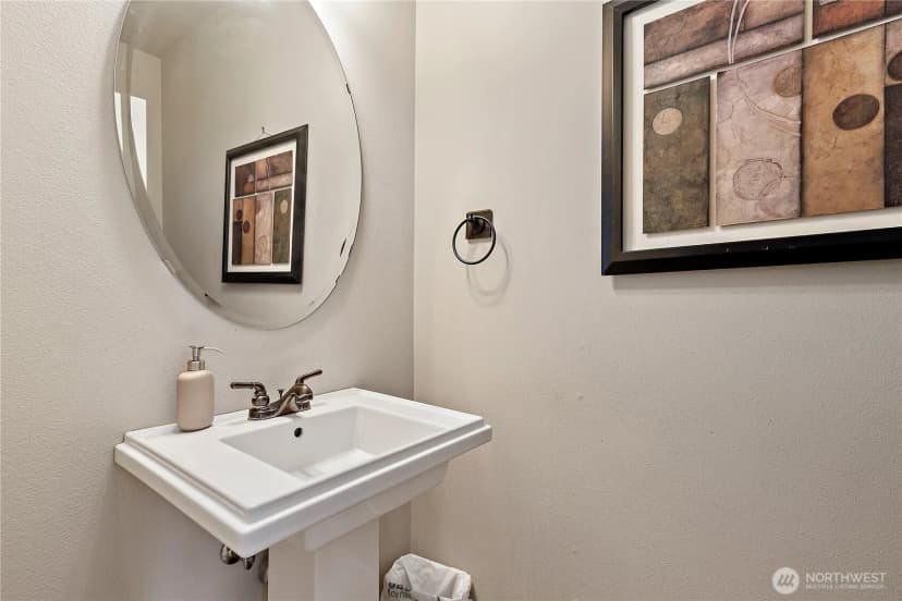 Property photo for 15407 61st Place W, Edmonds photo 14