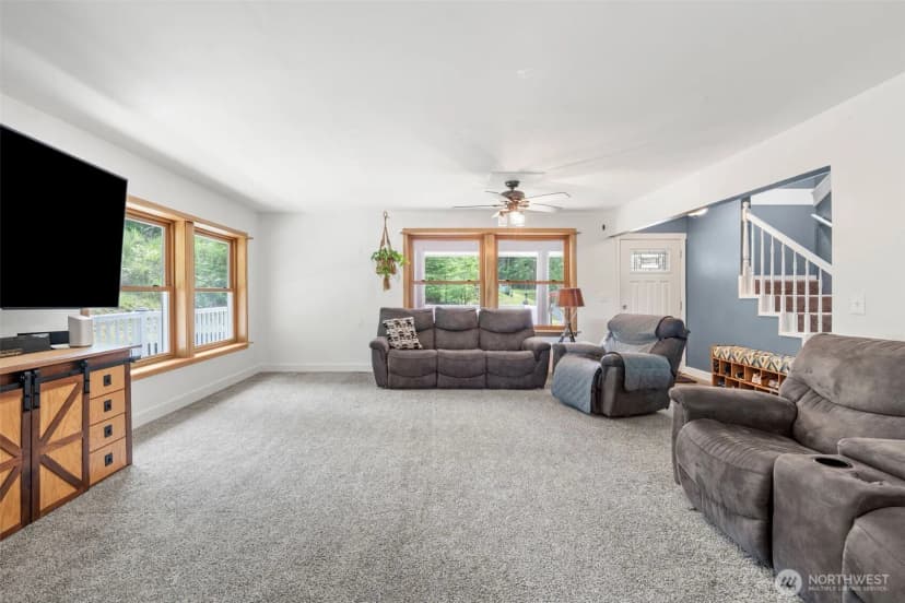 Property photo for 19515 Ap Tubbs Road E, Carbonado photo 6