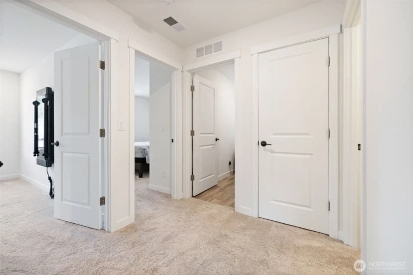 Property photo for 30250 117th Court Se, Auburn photo 14