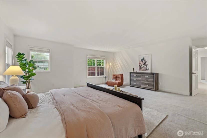 Property photo for 813 275th Place Se, Sammamish photo 24