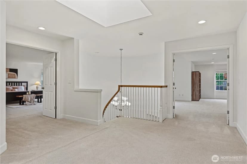 Property photo for 813 275th Place Se, Sammamish photo 22