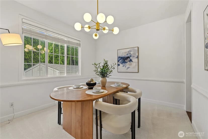 Property photo for 813 275th Place Se, Sammamish photo 8