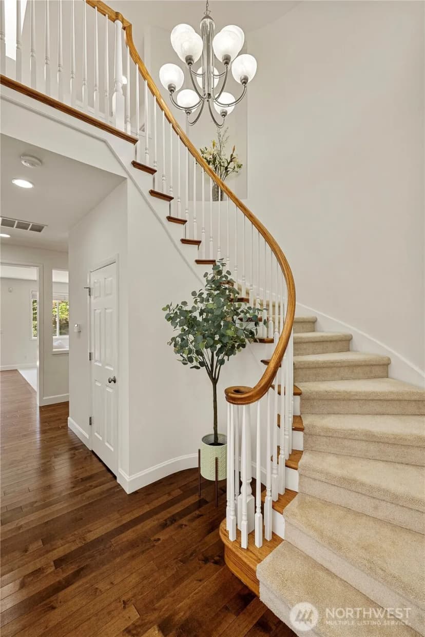 Property photo for 813 275th Place Se, Sammamish photo 21