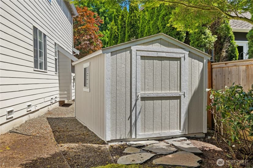 Property photo for 813 275th Place Se, Sammamish photo 38