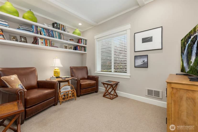 Property photo for 470 Wood Avenue Sw #2a, Bainbridge Island photo 21