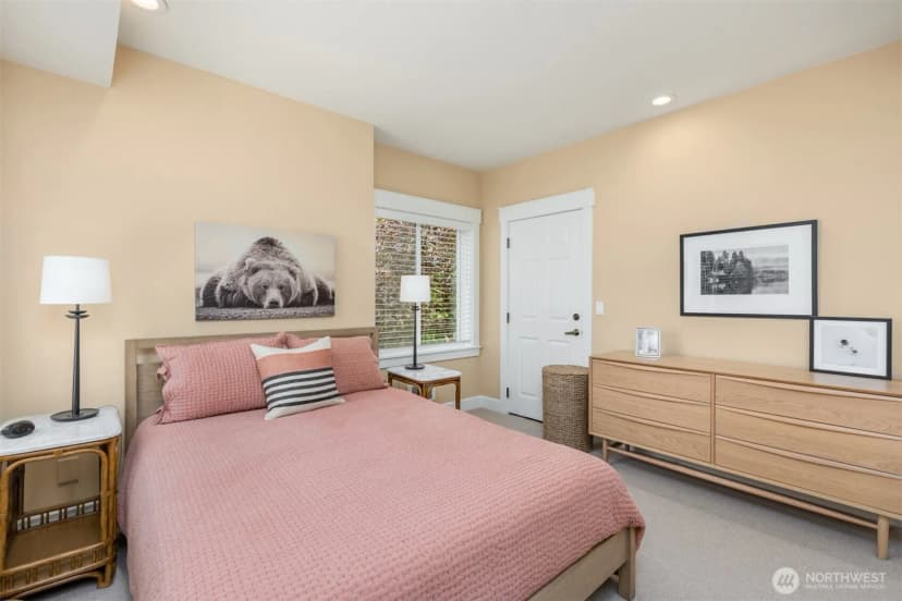 Property photo for 470 Wood Avenue Sw #2a, Bainbridge Island photo 26