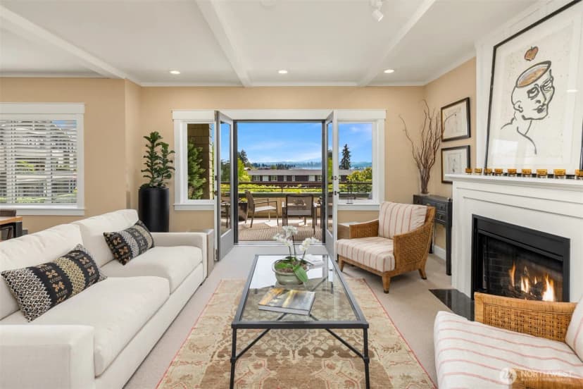 Property photo for 470 Wood Avenue Sw #2a, Bainbridge Island photo 4