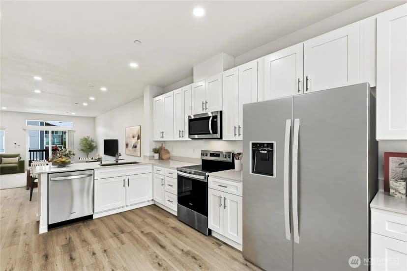 Property photo for 16830 20th Avenue W #d7, Lynnwood photo 4