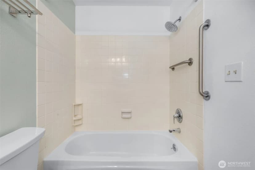 Property photo for 24832 12th Avenue S, Des Moines photo 27