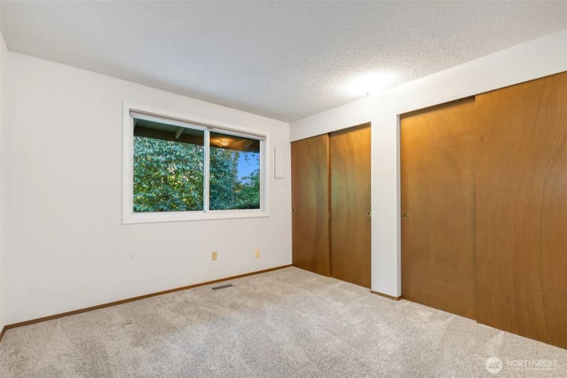 Property photo for 24832 12th Avenue S, Des Moines photo 23