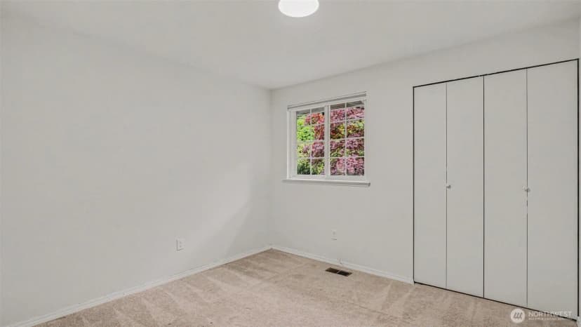Property photo for 9605 132nd Street, Kirkland photo 12