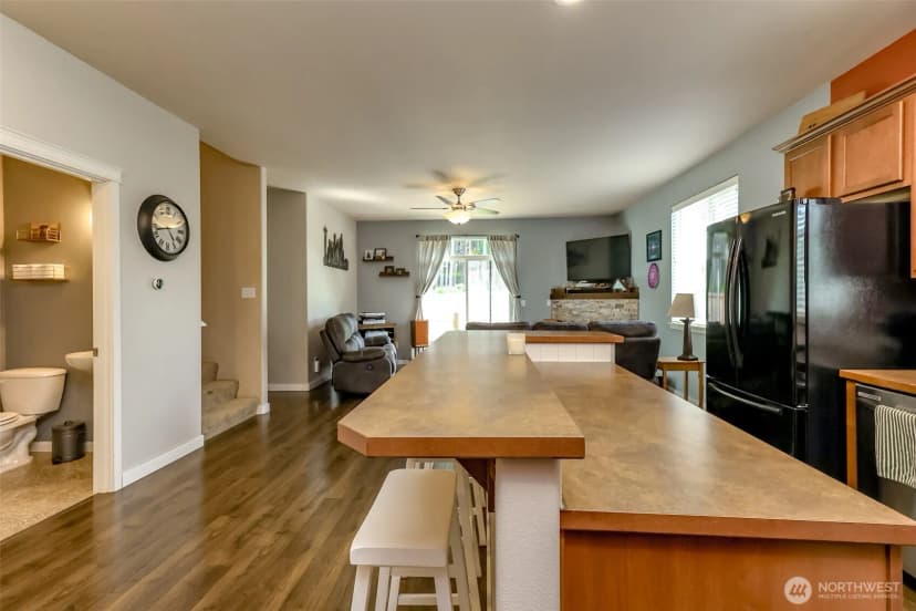 Property photo for 23503 79th Avenue E, Graham photo 11