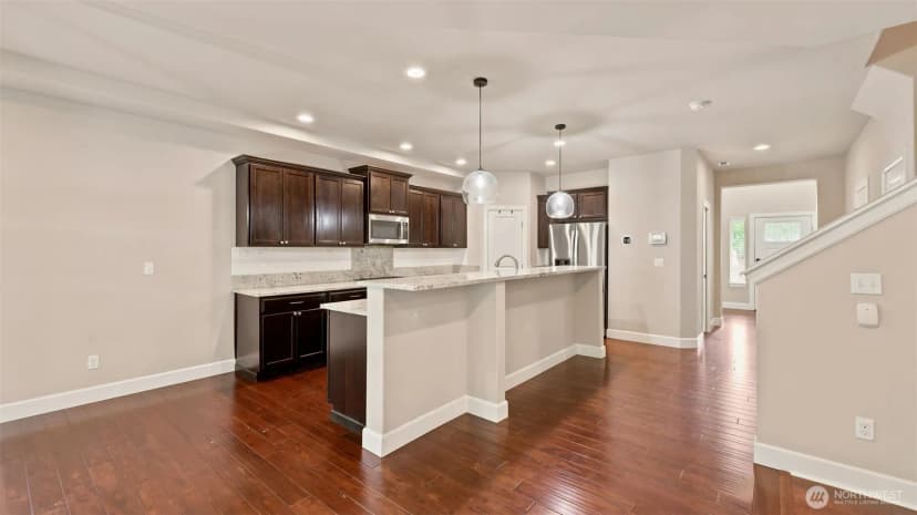 Property photo for 6706 Elaine Avenue Se, Auburn photo 8