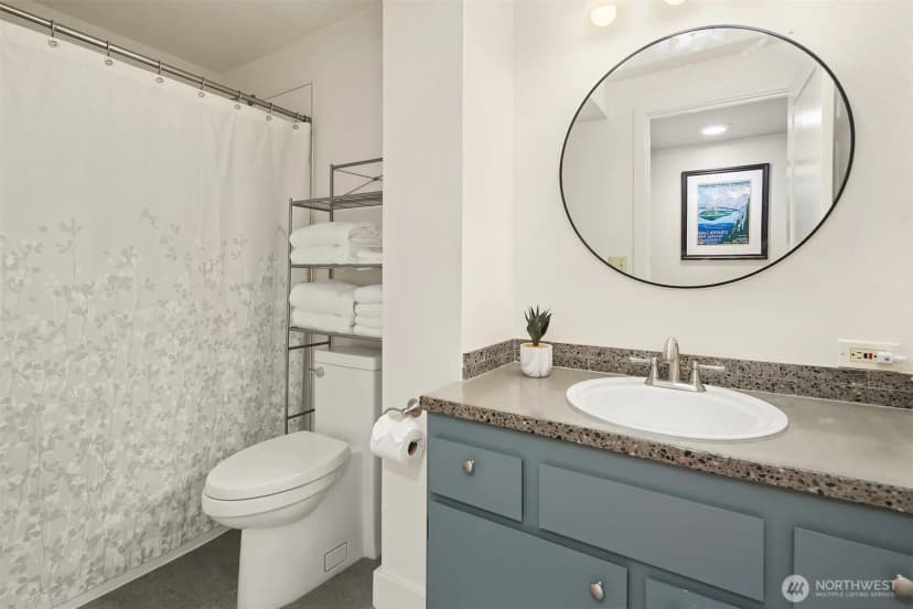 Property photo for 3218 36th Avenue Sw, Seattle photo 26