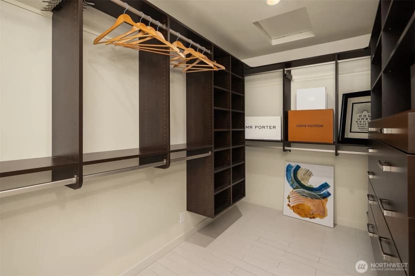 Property photo for 3218 36th Avenue Sw, Seattle photo 18