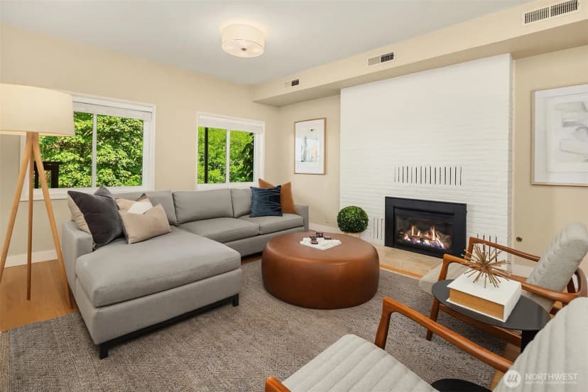Property photo for 3218 36th Avenue Sw, Seattle photo 22