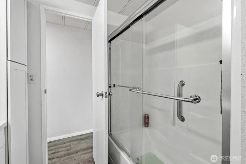 Property photo for 5532 Mountain Greens Lane Se, Lacey photo 13