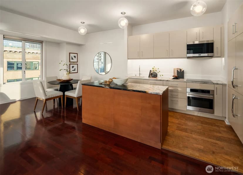 Property photo for 98 Union Street #810, Seattle photo 12
