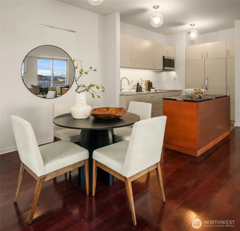 Property photo for 98 Union Street #810, Seattle photo 11