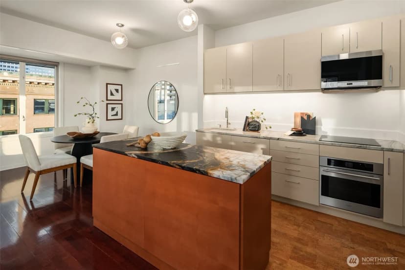 Property photo for 98 Union Street #810, Seattle photo 13