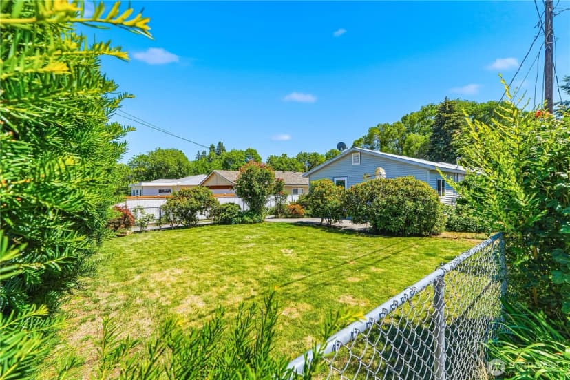 Property photo for 1321 9th Street, Wenatchee photo 22