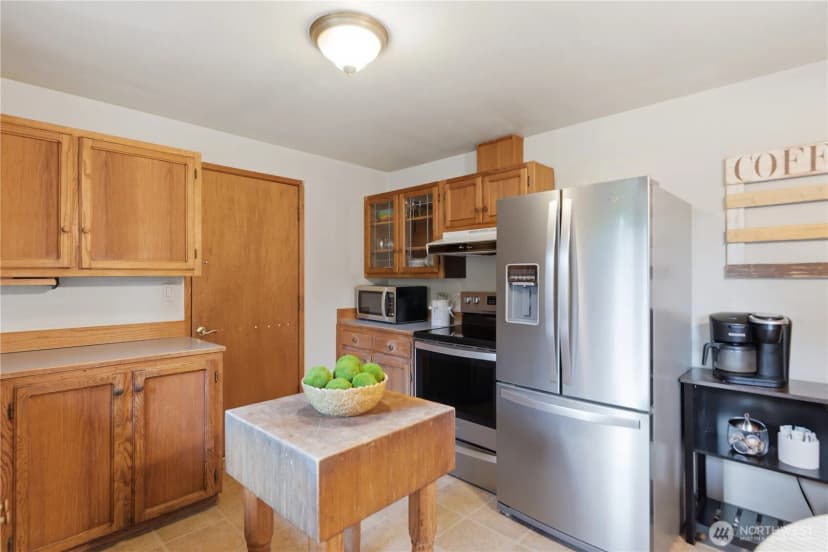 Property photo for 12264 156th Avenue Se, Renton photo 15