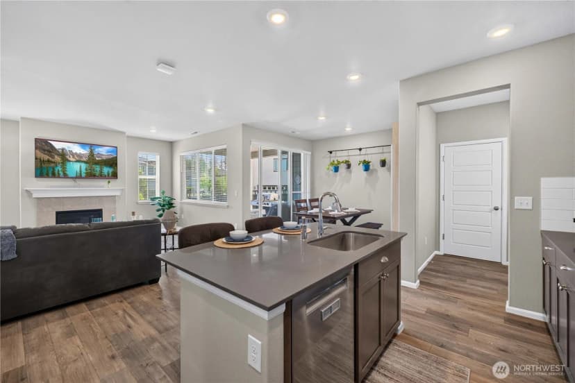 Property photo for 32831 Ten Trails Parkway Se, Black Diamond photo 13
