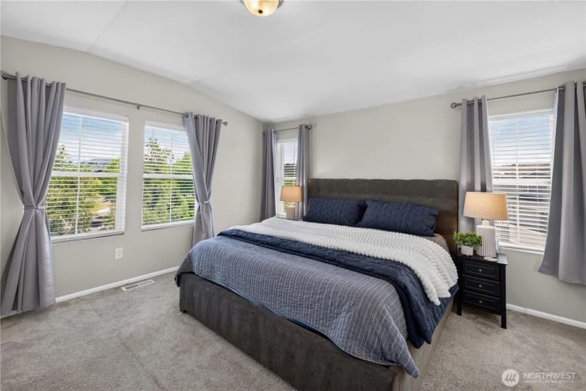 Property photo for 32831 Ten Trails Parkway Se, Black Diamond photo 18