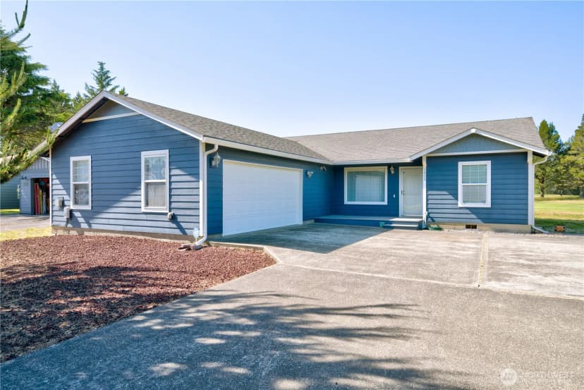 Property photo for 1405 314th Place, Ocean Park photo 2