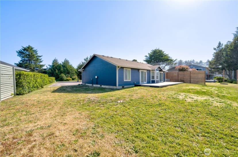 Property photo for 1405 314th Place, Ocean Park photo 21