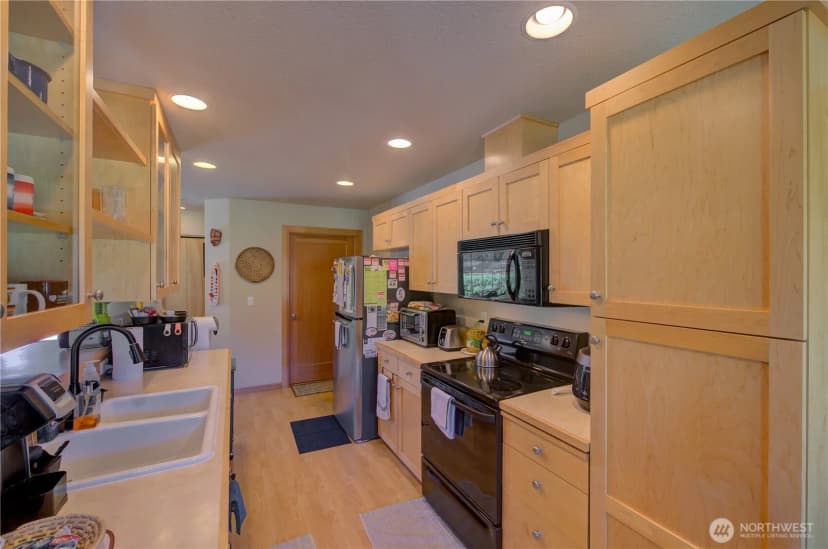 Property photo for 1405 314th Place, Ocean Park photo 11