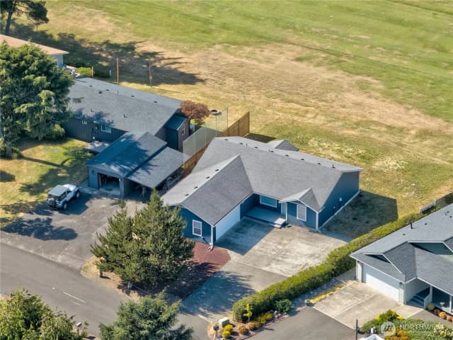Property photo for 1405 314th Place, Ocean Park photo 3