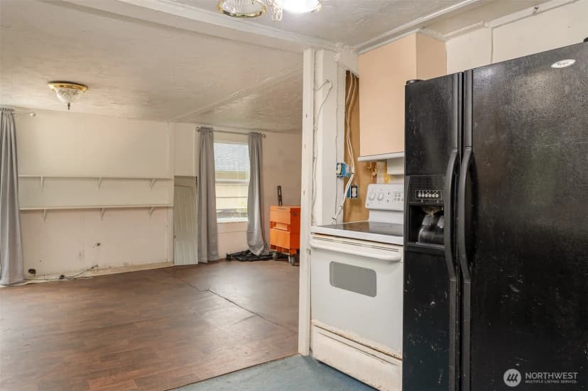 Property photo for 618 N 3rd Avenue, Kelso photo 15