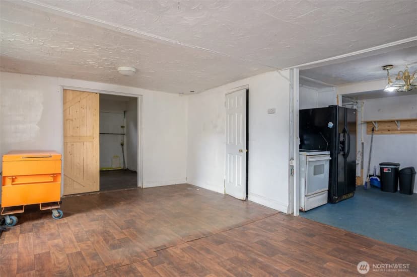 Property photo for 618 N 3rd Avenue, Kelso photo 7